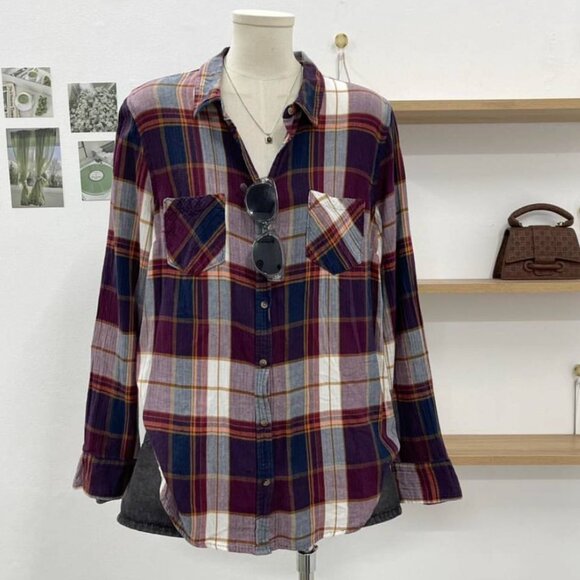 Tops - Women’s Plaid Button-down Shirt